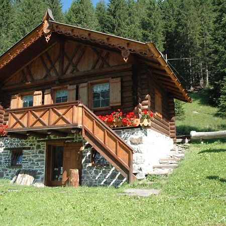 Hotel La Soldanella Моэна Экстерьер фото