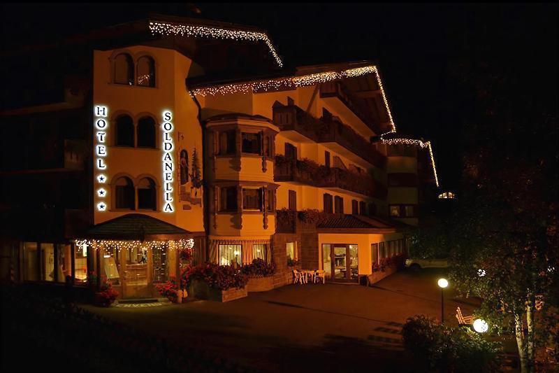 Hotel La Soldanella Моэна Экстерьер фото
