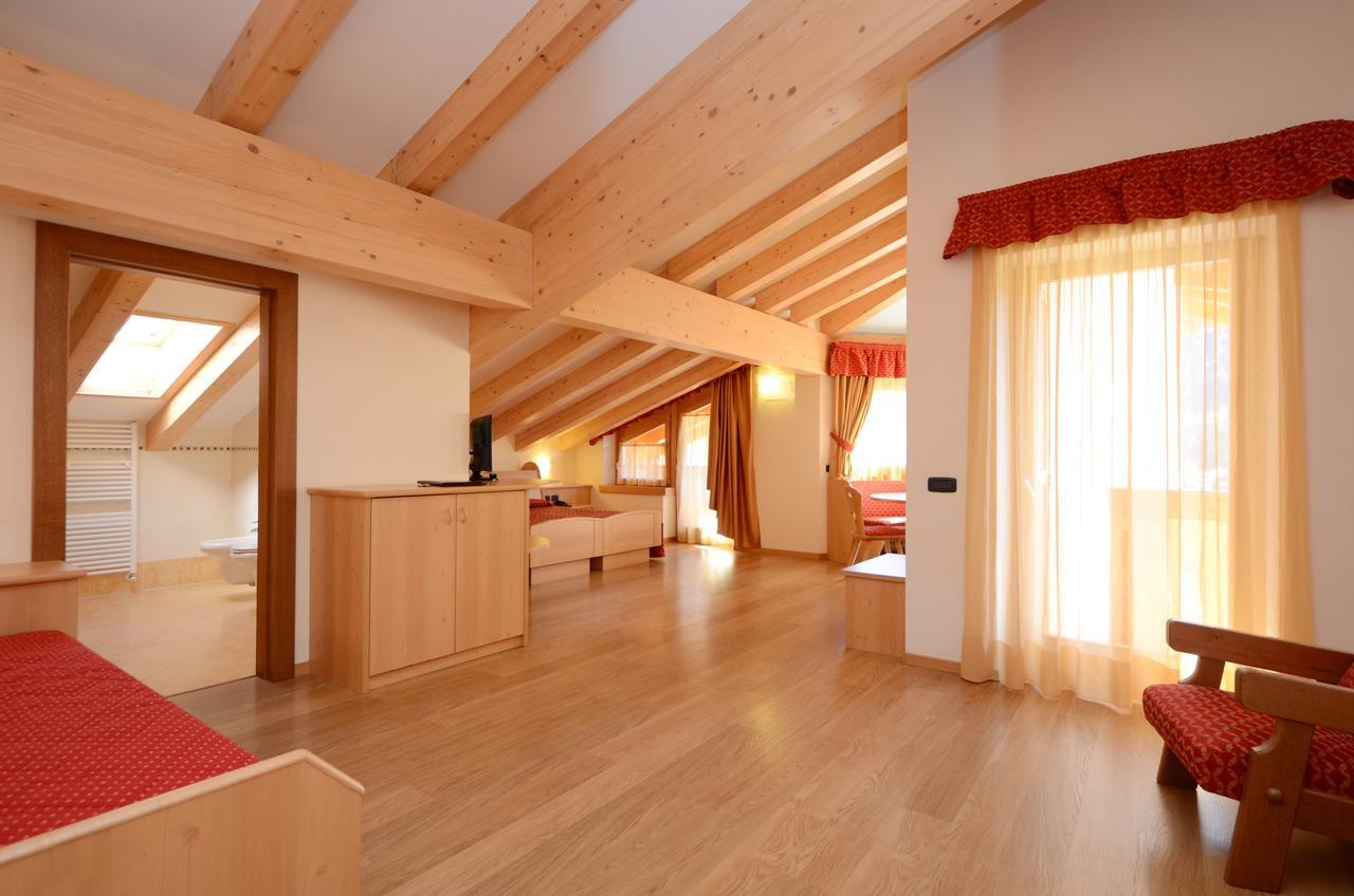 Hotel La Soldanella Моэна Экстерьер фото