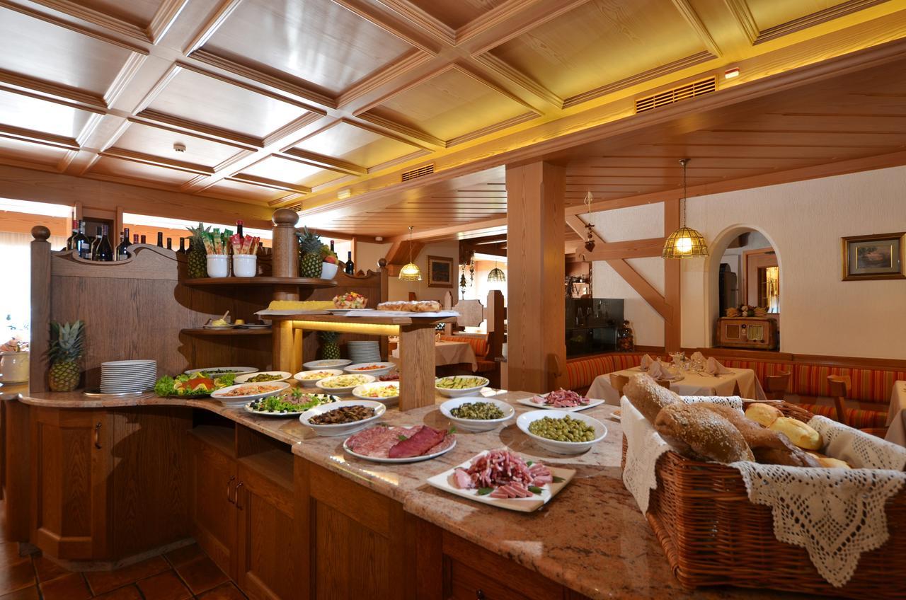 Hotel La Soldanella Моэна Экстерьер фото